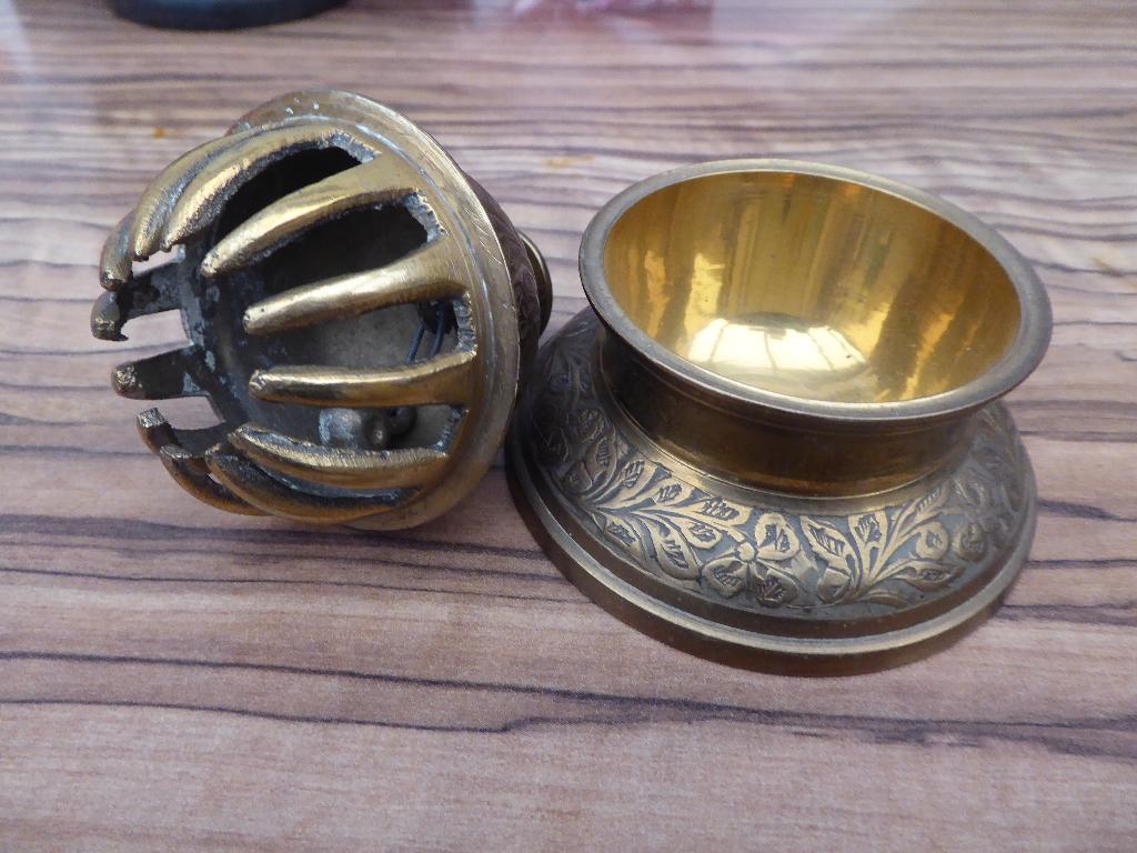cloche indienne , Vintage Solid Brass Elephant Claw Bell, Ophalen of Verzenden, Koper