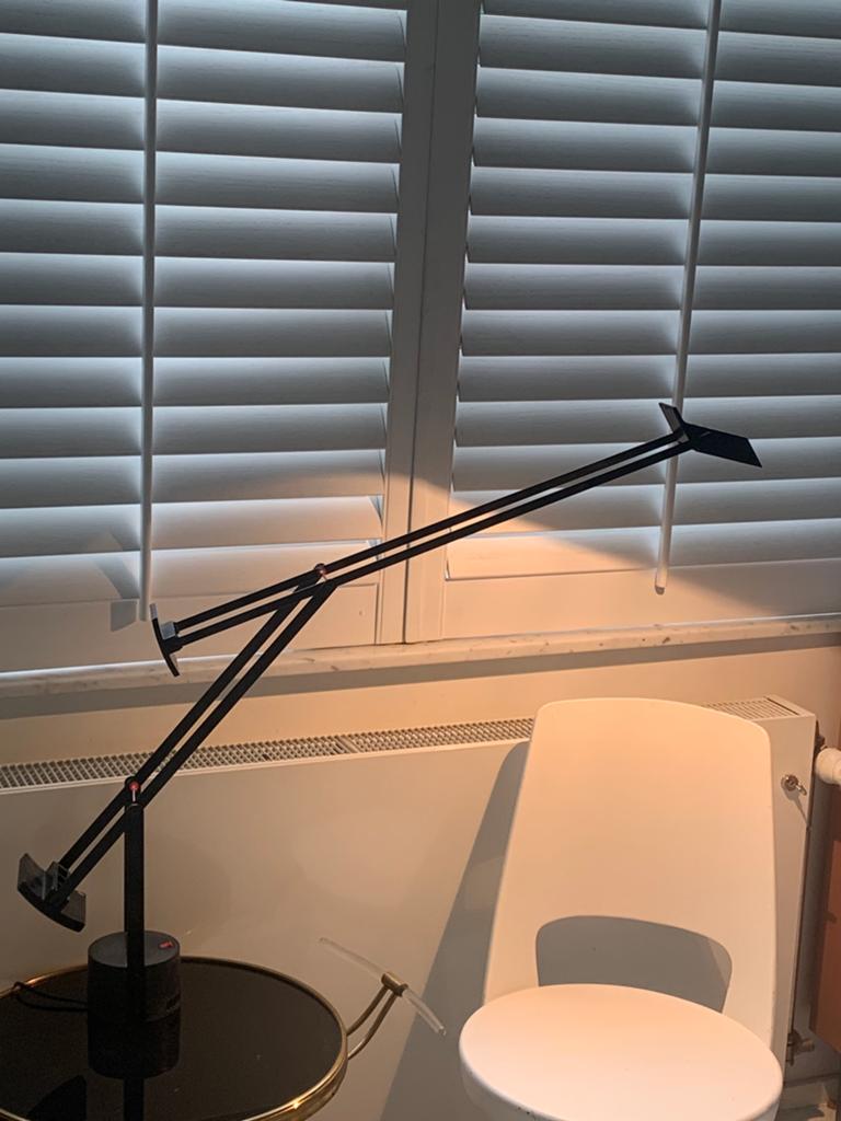 Lampe Tizio, Huis en Inrichting, Lampen | Tafellampen, Ophalen, Zo goed als nieuw