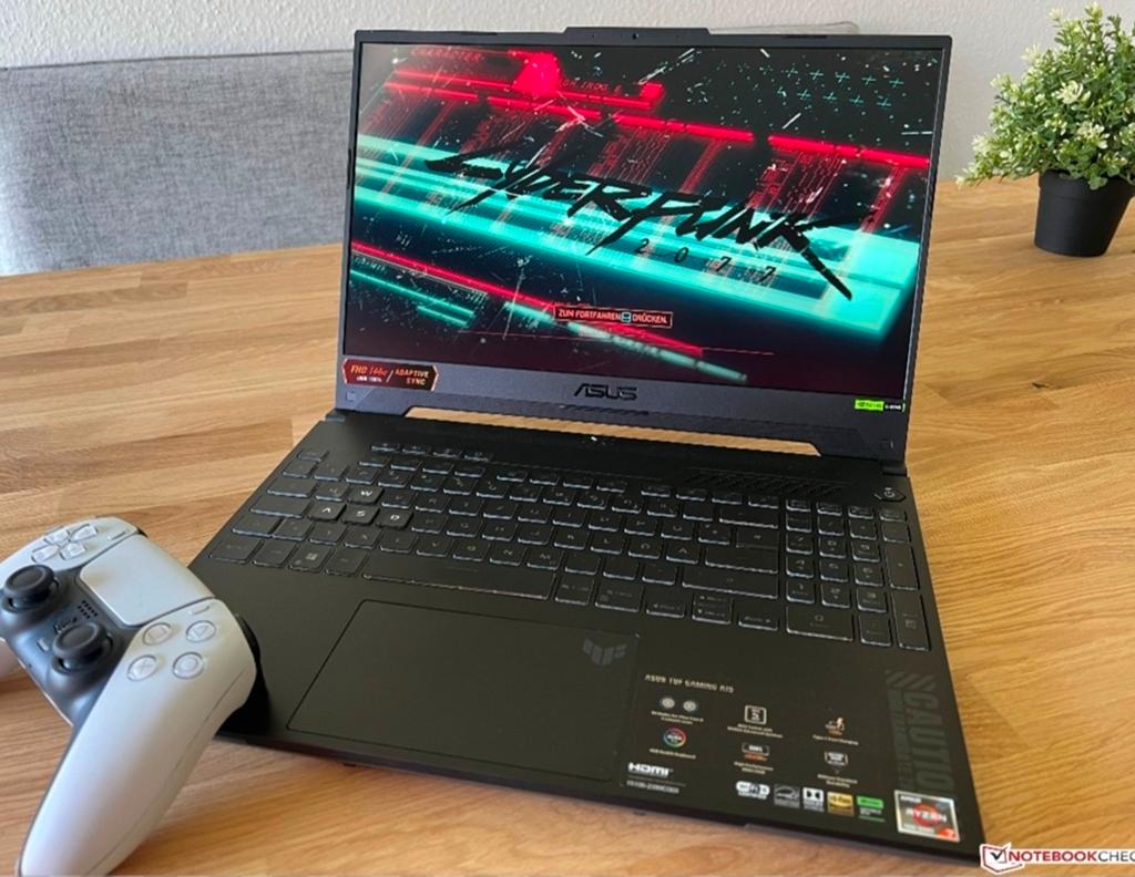 ASUS 15 OLED Top Staat, Computers en Software, Ophalen of Verzenden