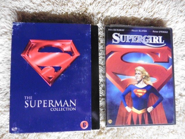 Superman dvd Pakket  4+1 (incl T-shirt)  Vintage, CD & DVD, Avec titres bonus, Enlèvement ou Envoi, Anglais, Espagnol