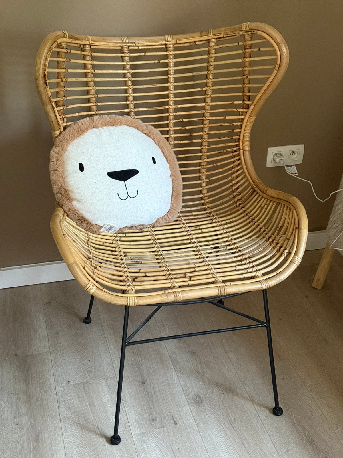 Rotan fauteuil, Ophalen, Zo goed als nieuw