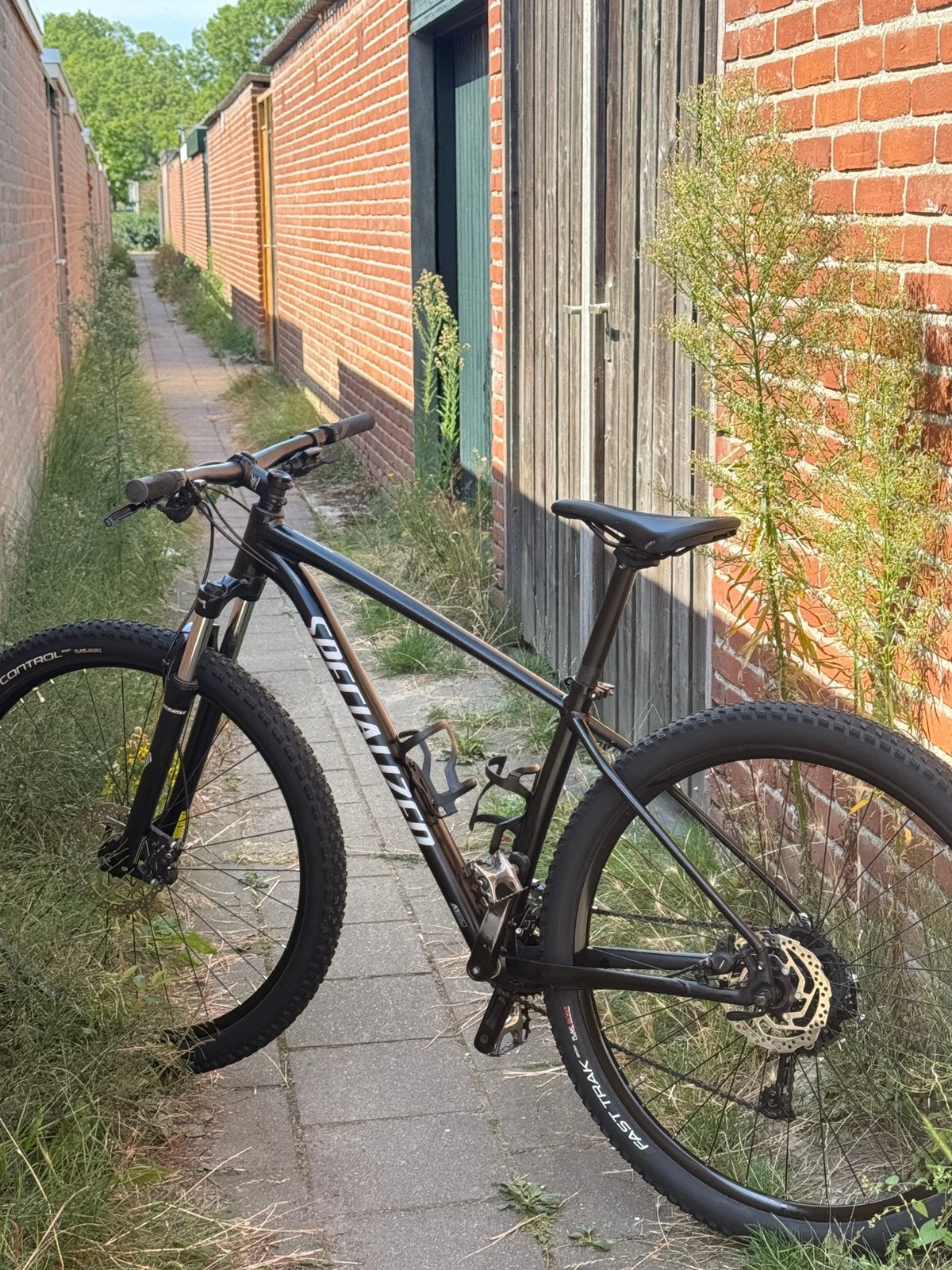 MTB Specialized Rockhopper 29" taille M, Vélos & Vélomoteurs, Autres marques, Enlèvement ou Envoi, 49 à 53 cm, Comme neuf