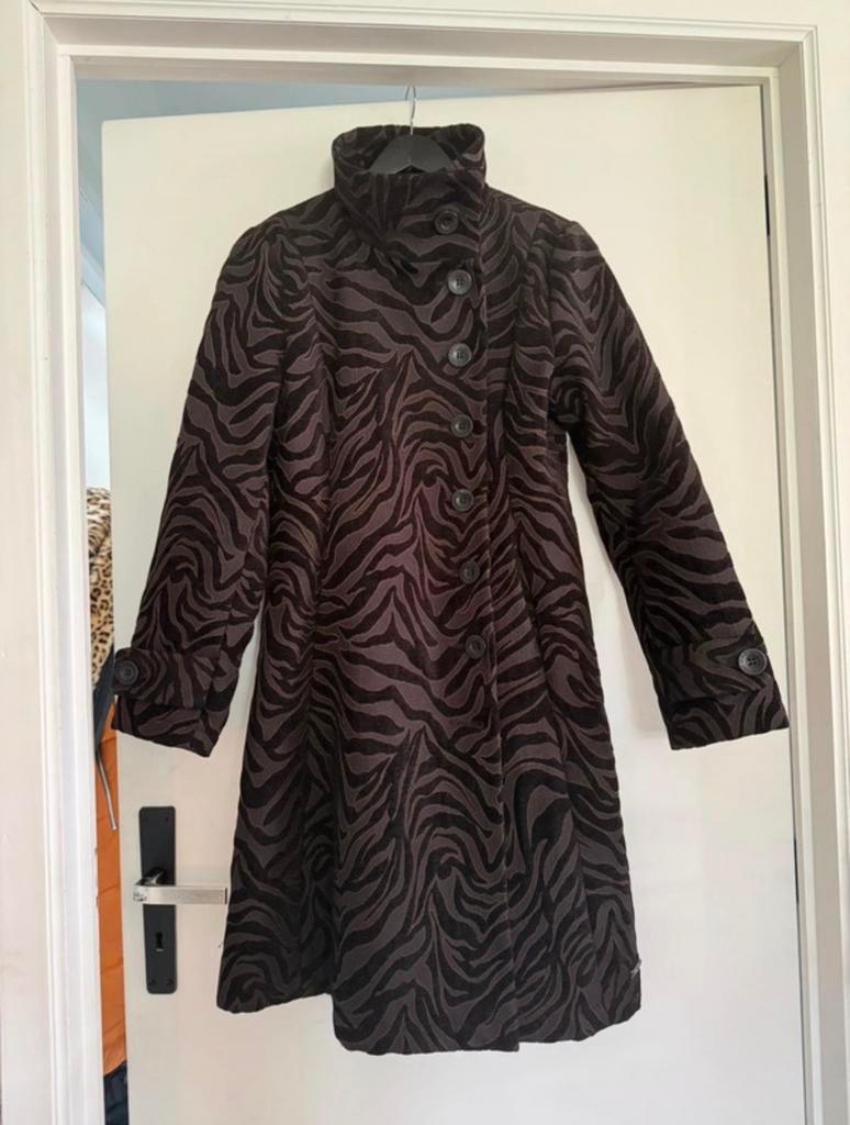 Designer jas, Kleding | Dames, Ophalen of Verzenden, Zo goed als nieuw, Maat 42/44 (L), Overige kleuren
