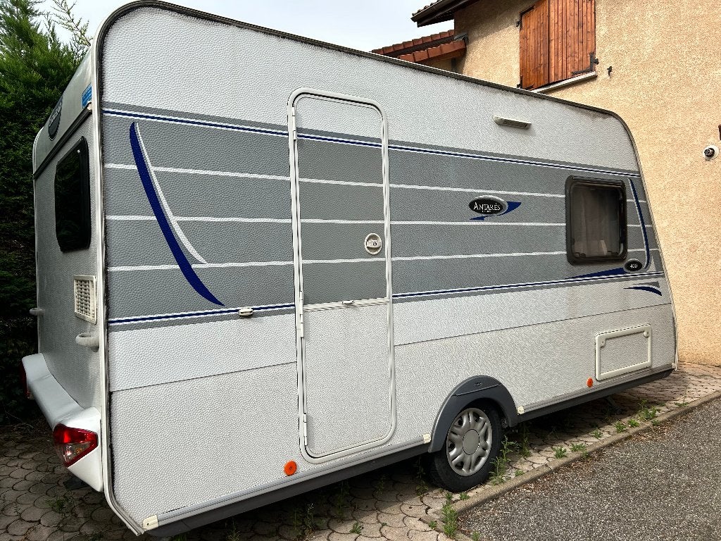 Caravelair ANTARES LUXE 400-2014 caravan, Caravans en Kamperen, Caravans, Particulier, tot en met 4, 750 - 1000 kg, Treinzit, Caravelair