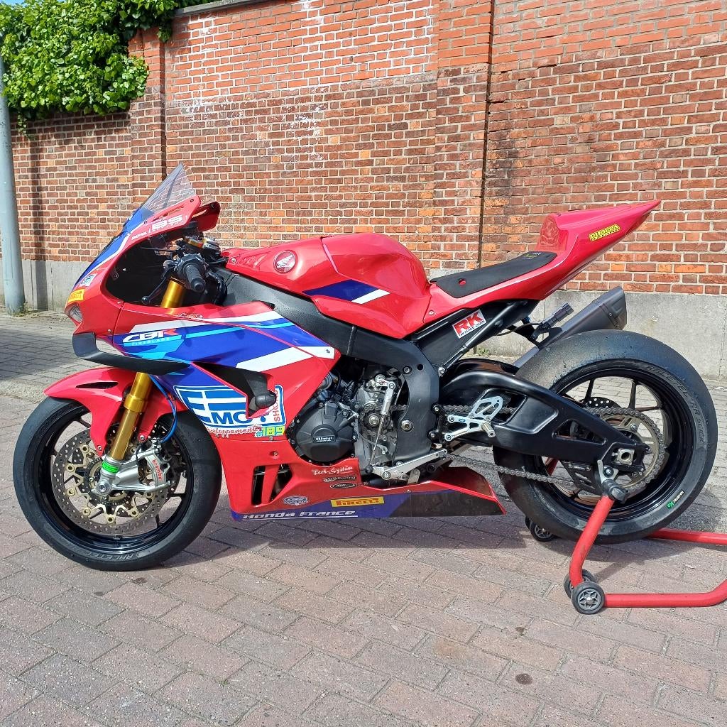 HONDA CBR1000 RR-R SP 2025 Superbike, Motoren, Sportuitlaat, Occasion, 4 cilinders, Super Sport