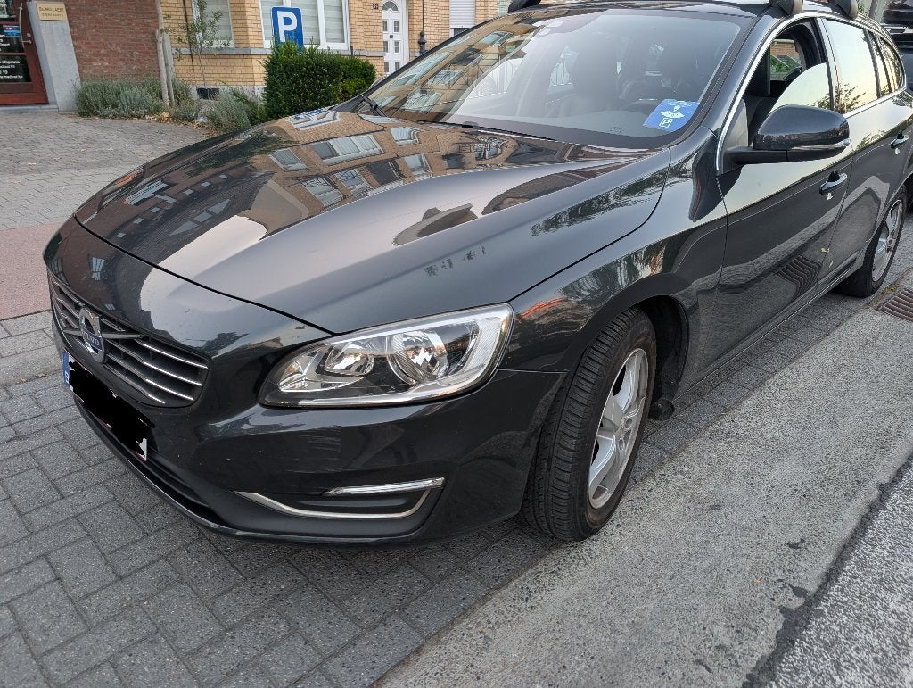 Volvo v60, Autos, Volvo, Cuir, Argent ou Gris, Achat, Entreprise