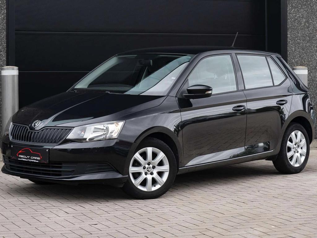 Skoda Fabia Fabia 1.0i * Garantie * (bj 2015), Auto's, Gebruikt, Zwart, Bedrijf, 3 cilinders