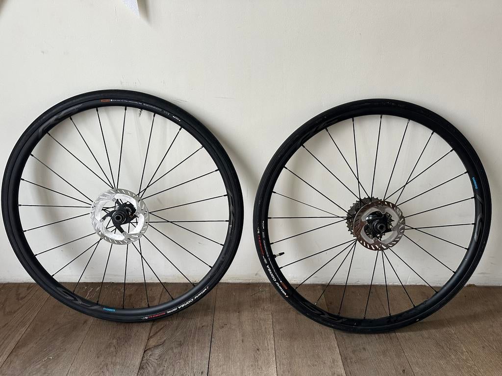 Shimano RS Schijfrem Wielset + Wielen victotia Graphene 2.0, Fietsen en Brommers, Ophalen, Zo goed als nieuw, Wiel