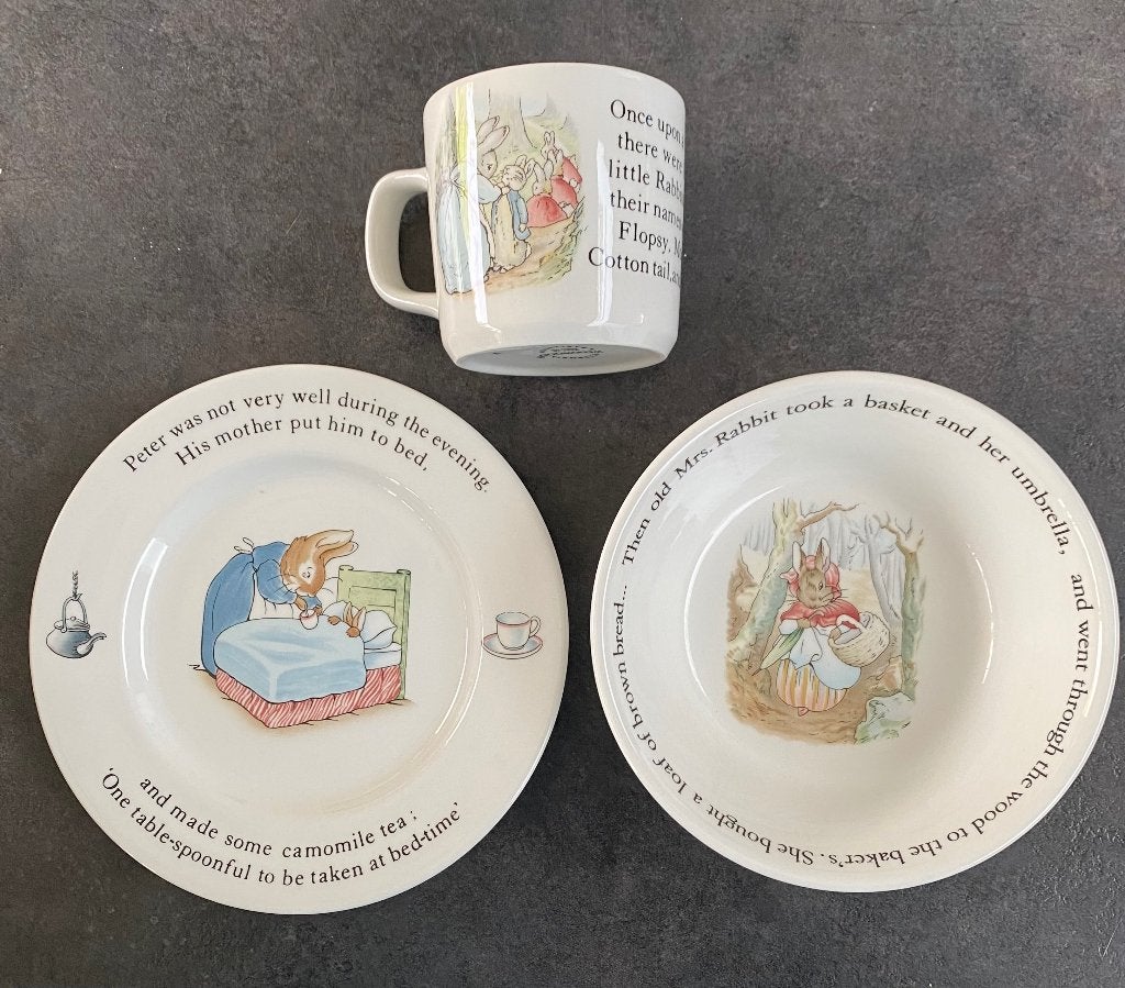 Wedgwood volledig kinderseries, genummerd, Verzamelen, Porselein, Kristal en Bestek, Zo goed als nieuw, Compleet servies, Porselein