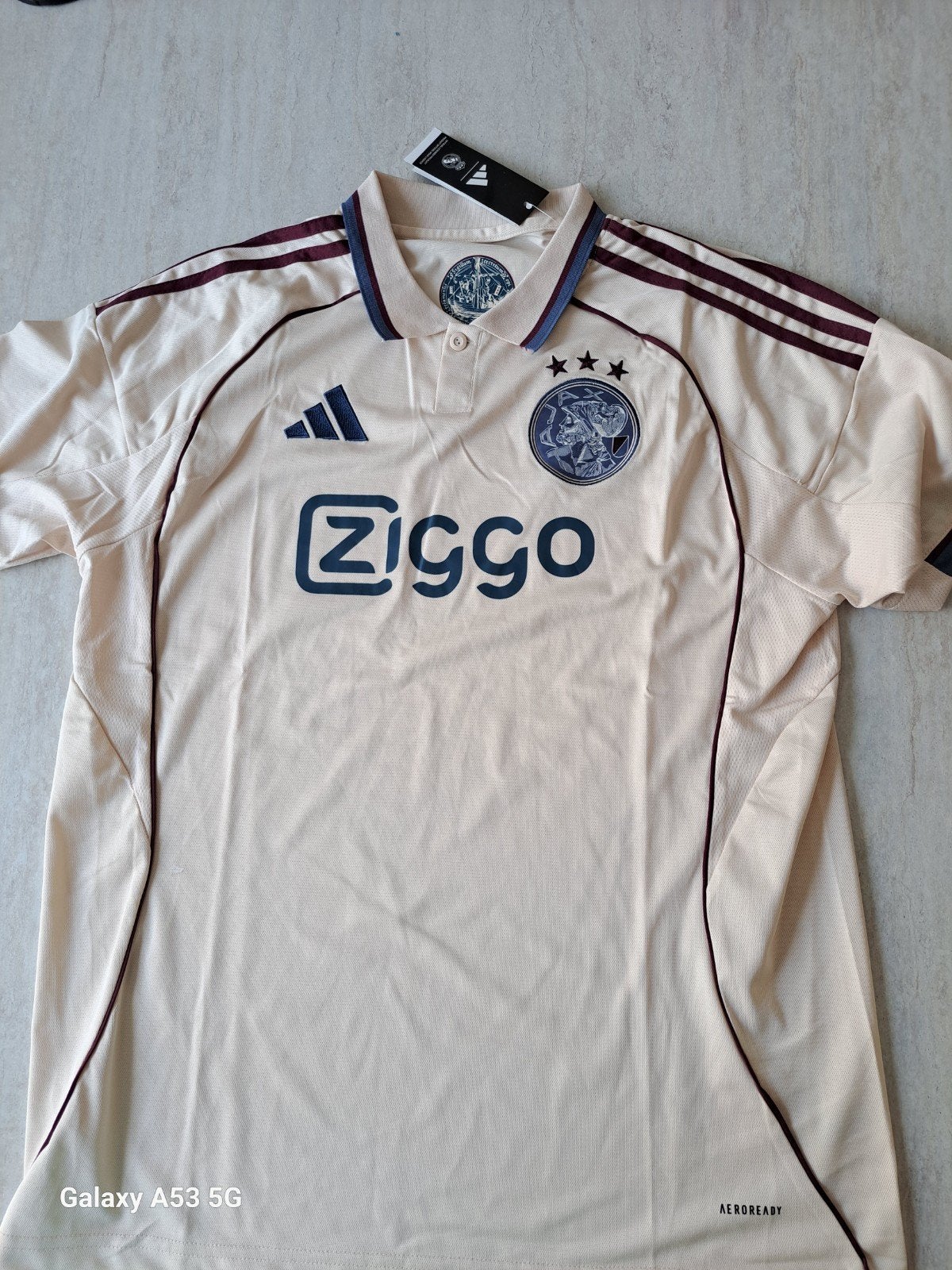 ajax uitshirt (nieuw), Verzamelen, Sportartikelen en Voetbal, Ophalen of Verzenden, Nieuw, Shirt