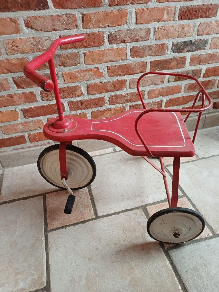 Vintage metalen trapauto / pedaalauto – rood – retro, Ophalen