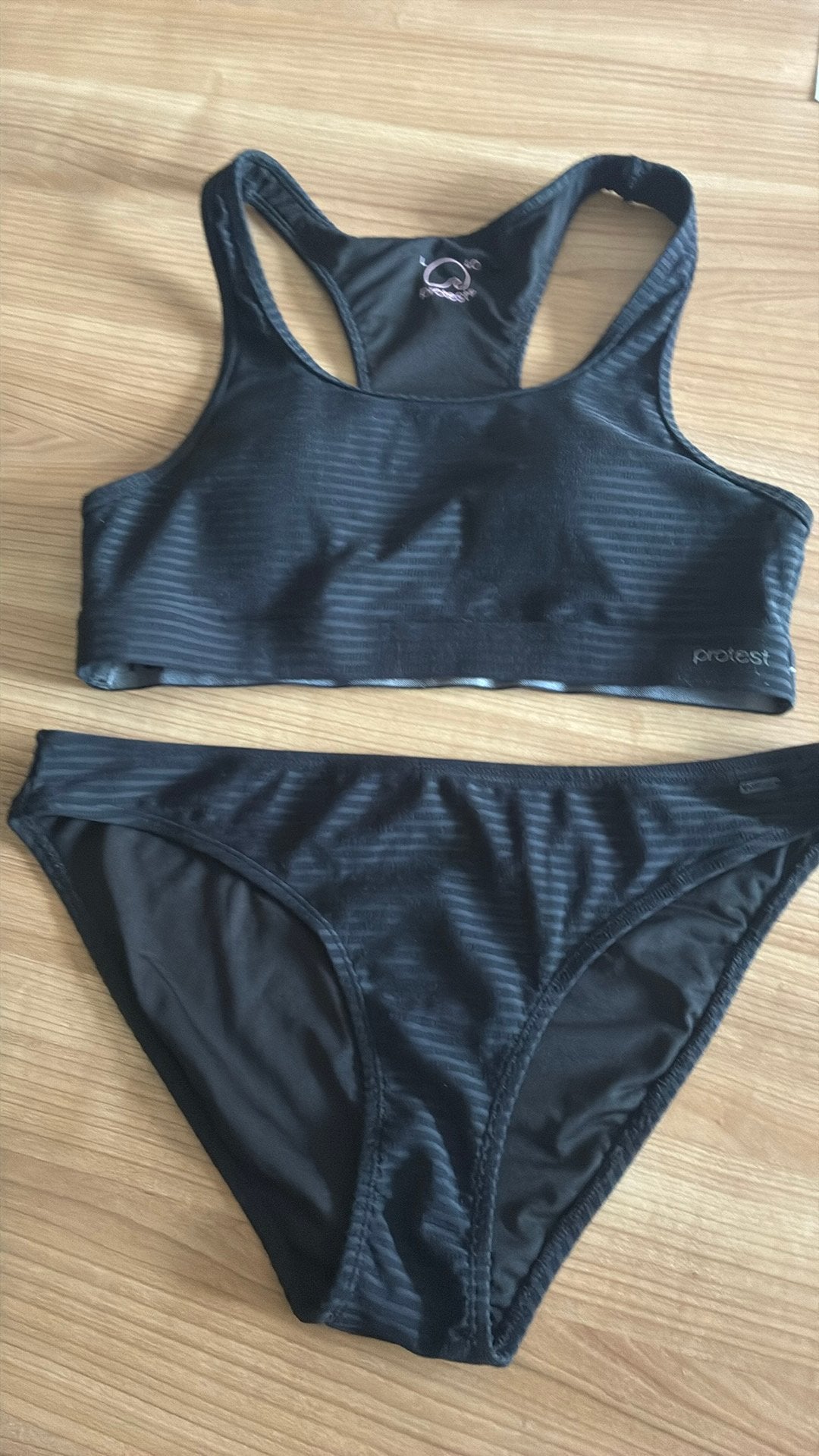 Bikini protest maat 40, Kleding | Dames, Badmode en Zwemkleding, Ophalen, Zo goed als nieuw, Bikini