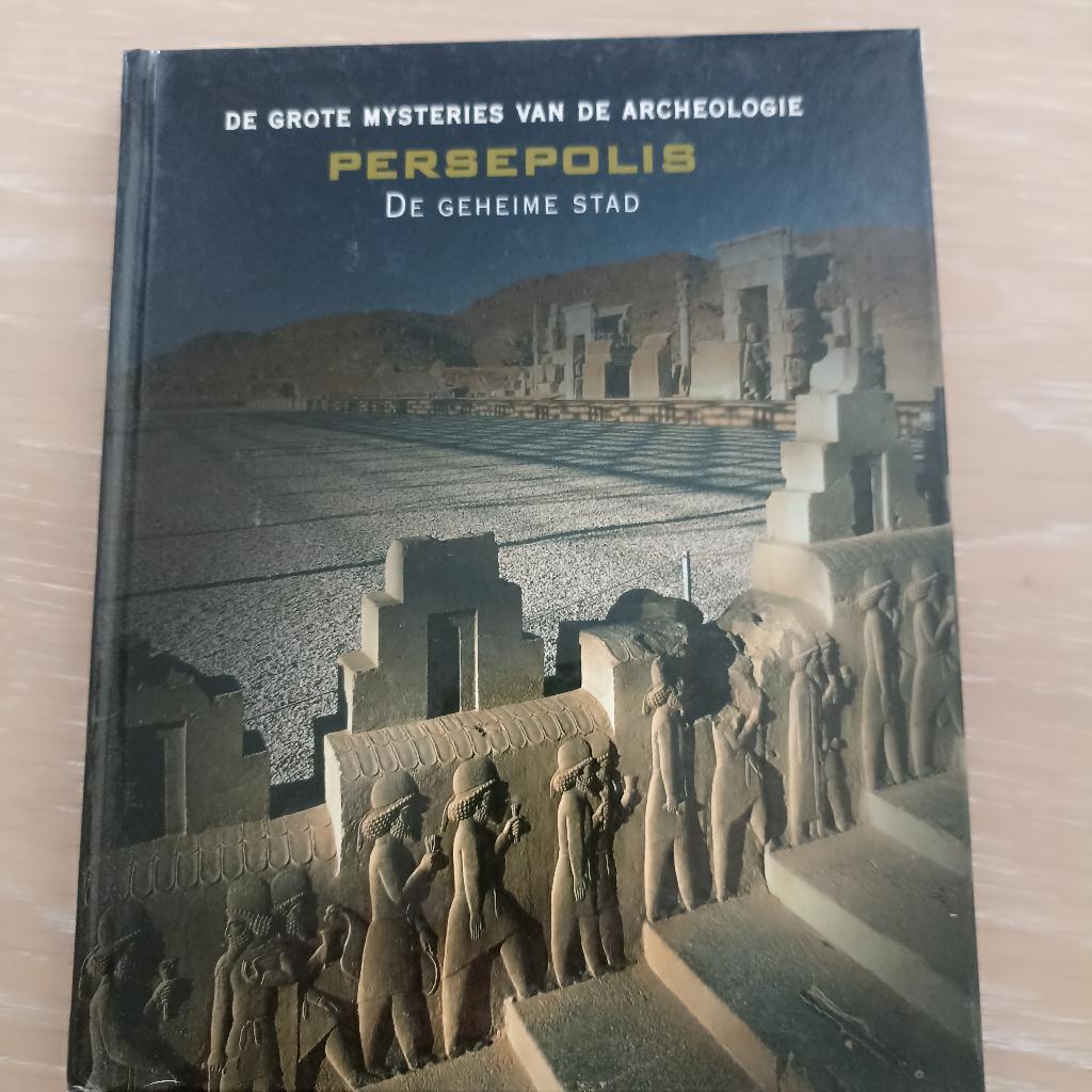 Persopolis , De geheime stad, Boeken, Kunst en Cultuur | Architectuur, Ophalen of Verzenden