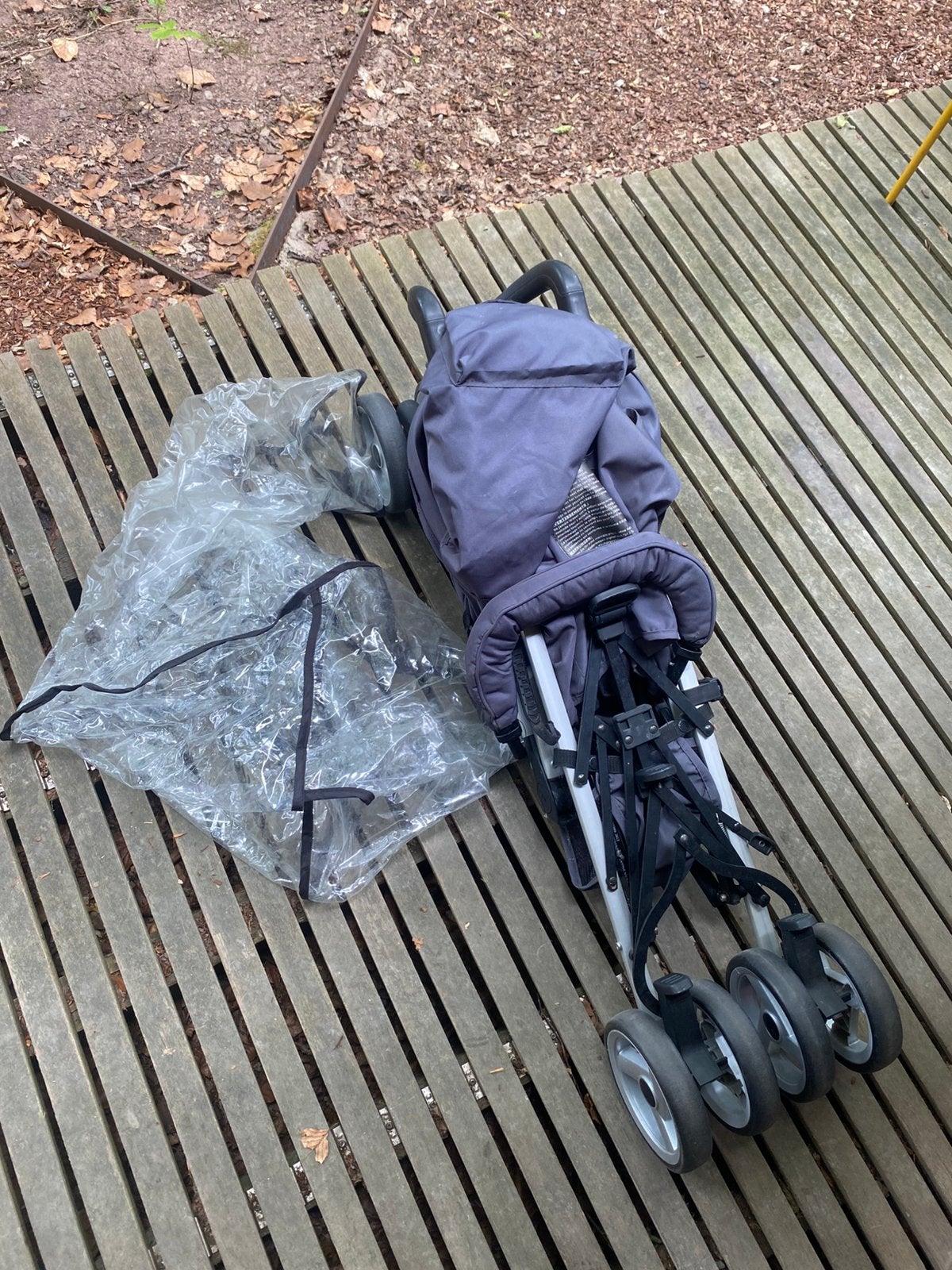 Buggys gris foncé PERICLES 8 roues avec protection pluie, Kinderen en Baby's, Buggy's, Ophalen, Zo goed als nieuw