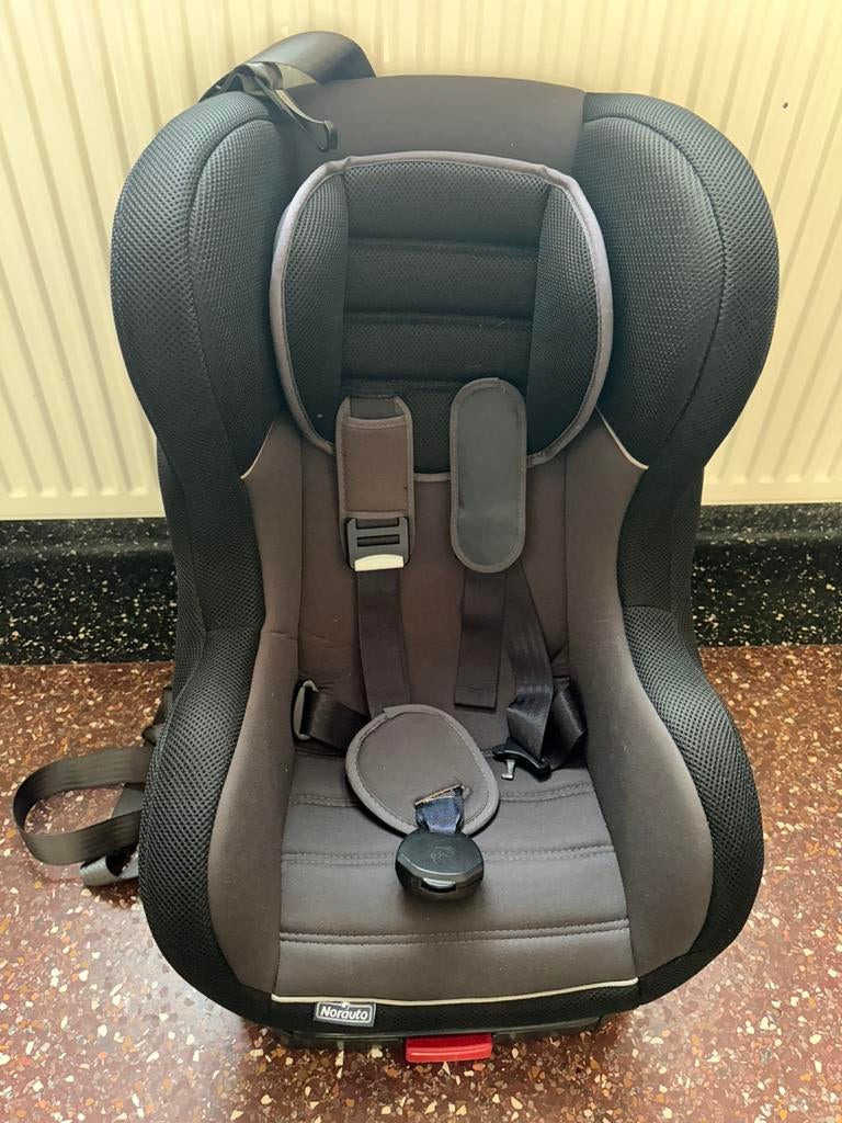 Autostoel met isofix, Ophalen, Zo goed als nieuw, Isofix