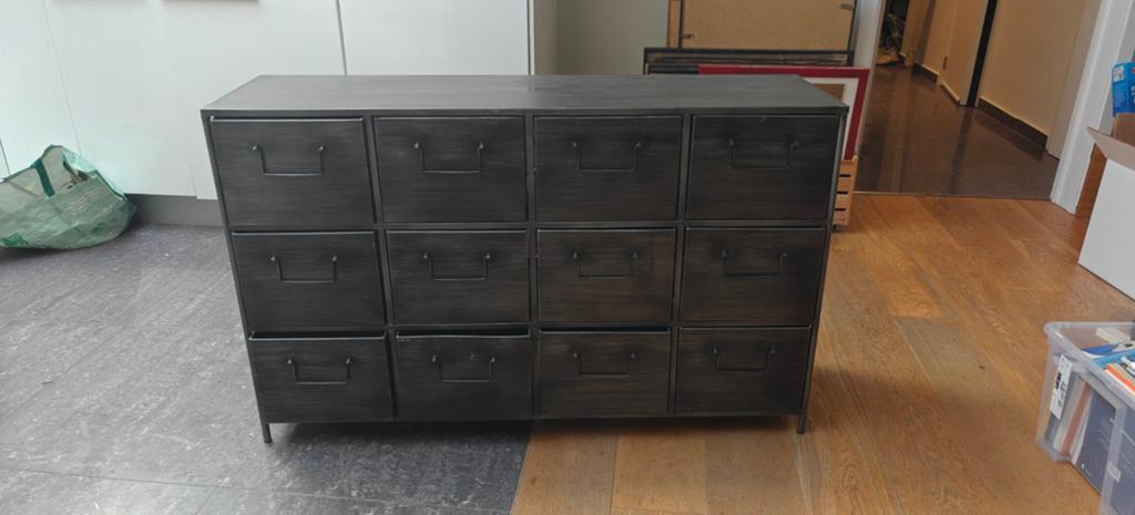 Commode en métal (12 tiroirs), Maison & Meubles, Armoires | Commodes, 25 à 50 cm, 5 tiroirs ou plus, Moins de 100 cm, Comme neuf