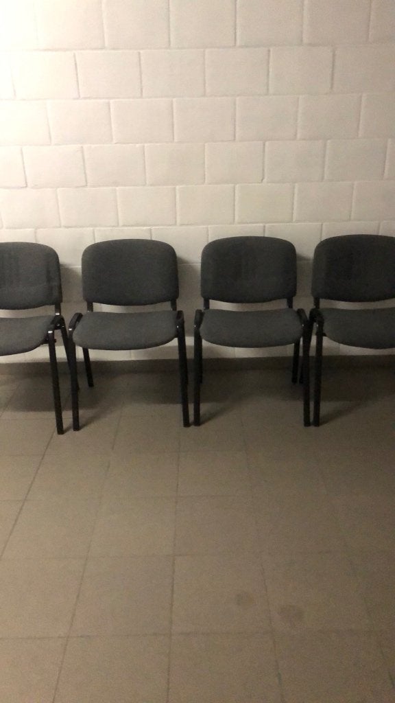 4 stoelen, Huis en Inrichting, Ophalen, Gebruikt, Grijs, Vier