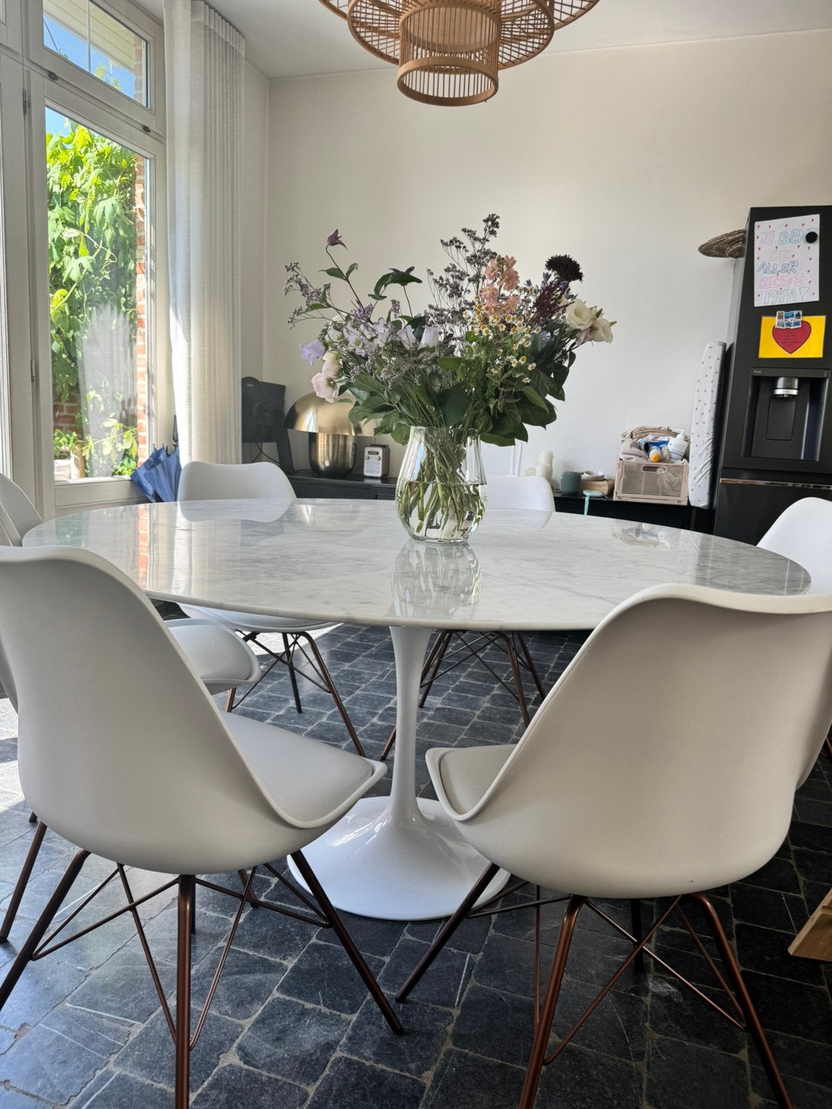 Marmeren ronde tafel, Enlèvement, Utilisé