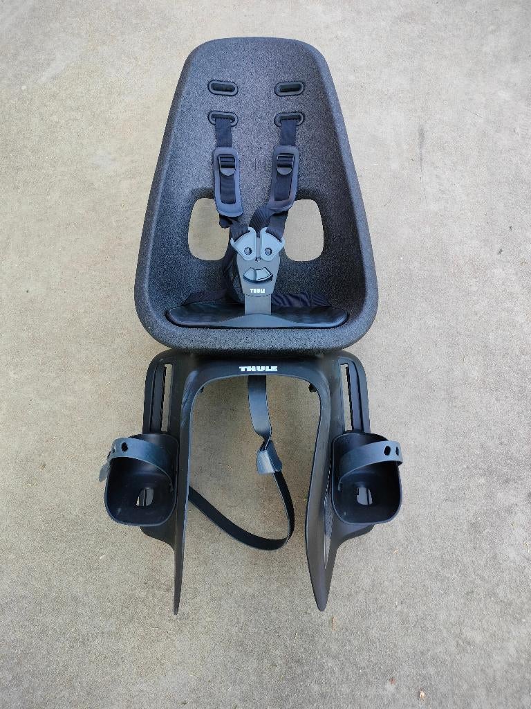 Thule Yepp fietsstoeltje voor bagagedrager, Fietsen en Brommers, Achterzitje, Thule Yepp, Ophalen, 15 t/m 25 kg