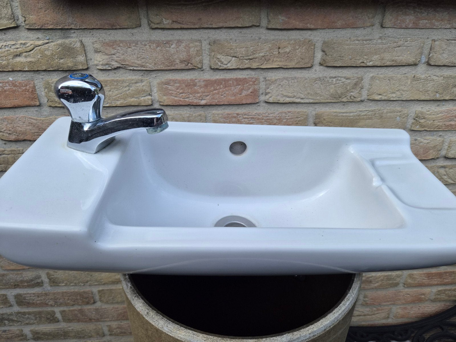 lavabo, Ophalen, Zo goed als nieuw