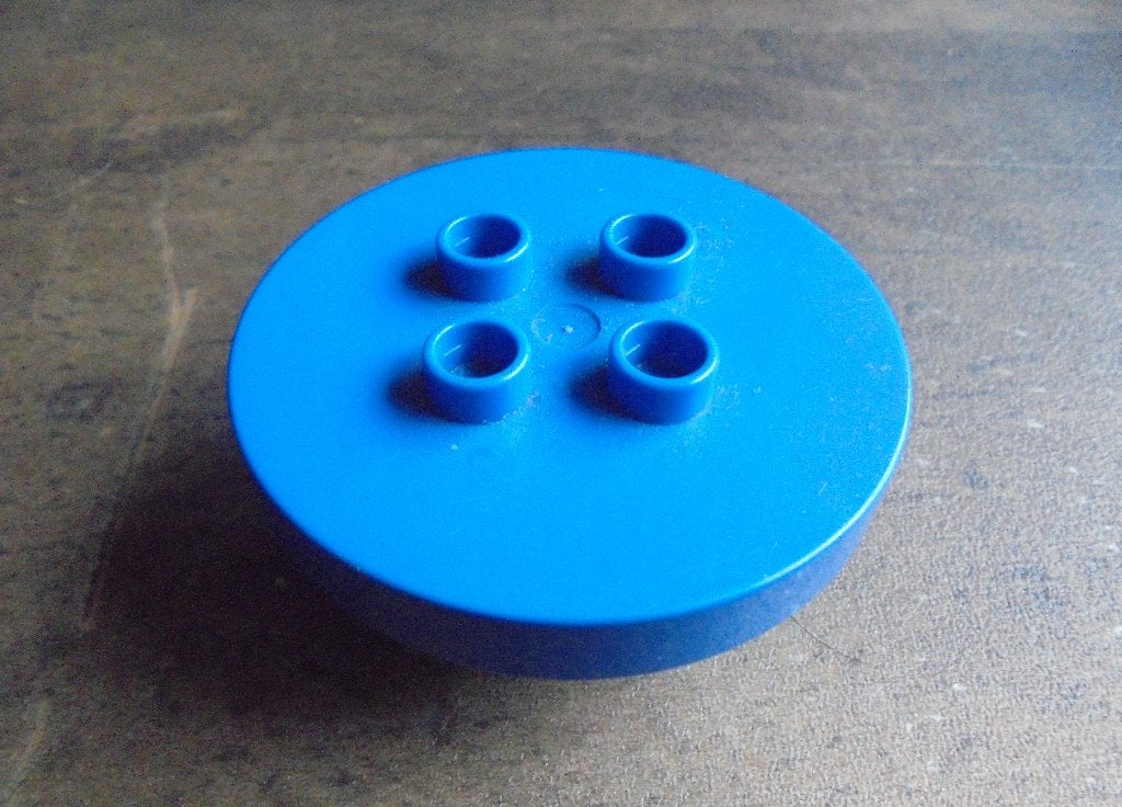 Lego Duplo Furniture Table Round (zie foto's), Ophalen of Verzenden, Gebruikt, Losse stenen, Duplo