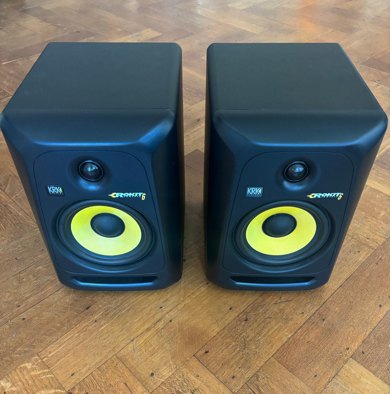 2x krk rokit6 g3, Audio, Tv en Foto, Luidsprekerboxen, Ophalen, Zo goed als nieuw, KRK