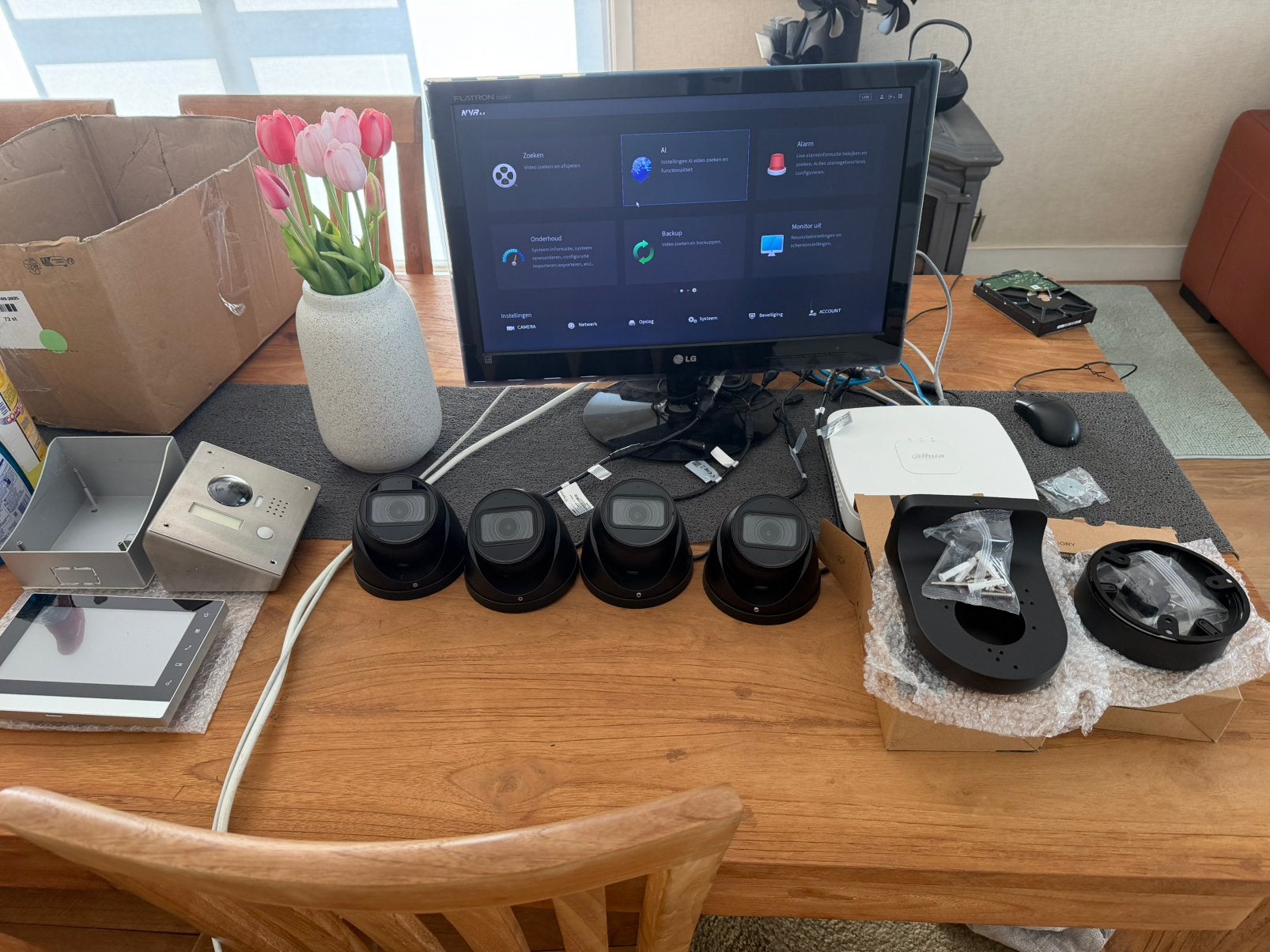 Volledige camerabewaking Dahua AI, 2TB HDD, 5Mp Multi Cams, Ophalen, Zo goed als nieuw