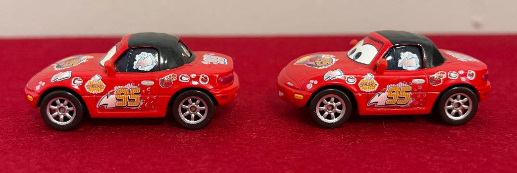 DISNEY CARS Mia & Tia Diecast 1:55, Ophalen of Verzenden, Zo goed als nieuw, Auto