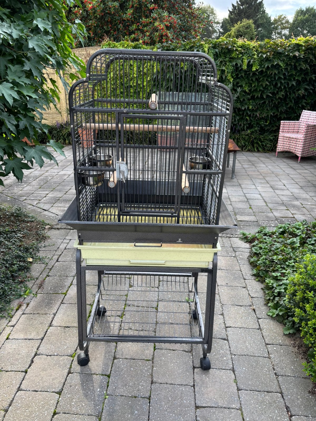 Papegaaikooi met speelelement, Dieren en Toebehoren, Ophalen, Zo goed als nieuw