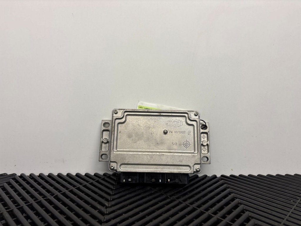CALCULATEUR MOTEUR ECU Peugeot 407 (6D) (|9664922380|), Autos : Pièces & Accessoires, Kontakt-peugeot@peugeot.com, Utilisé, Peugeot Deutschland GmbH