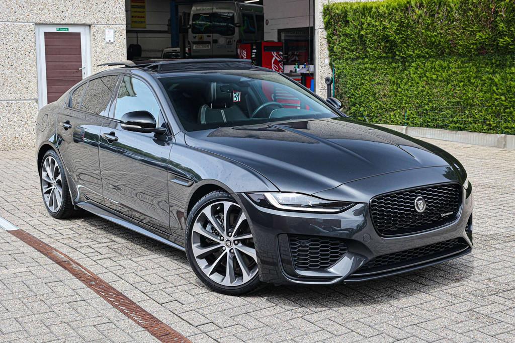 Jaguar XE R-DYNAMIC-BLACK-UITVOERING*LEDER*SOUND-SYSTEM-MERI, Auto's, Jaguar, Automaat, Achterwielaandrijving, Gebruikt, Zwart