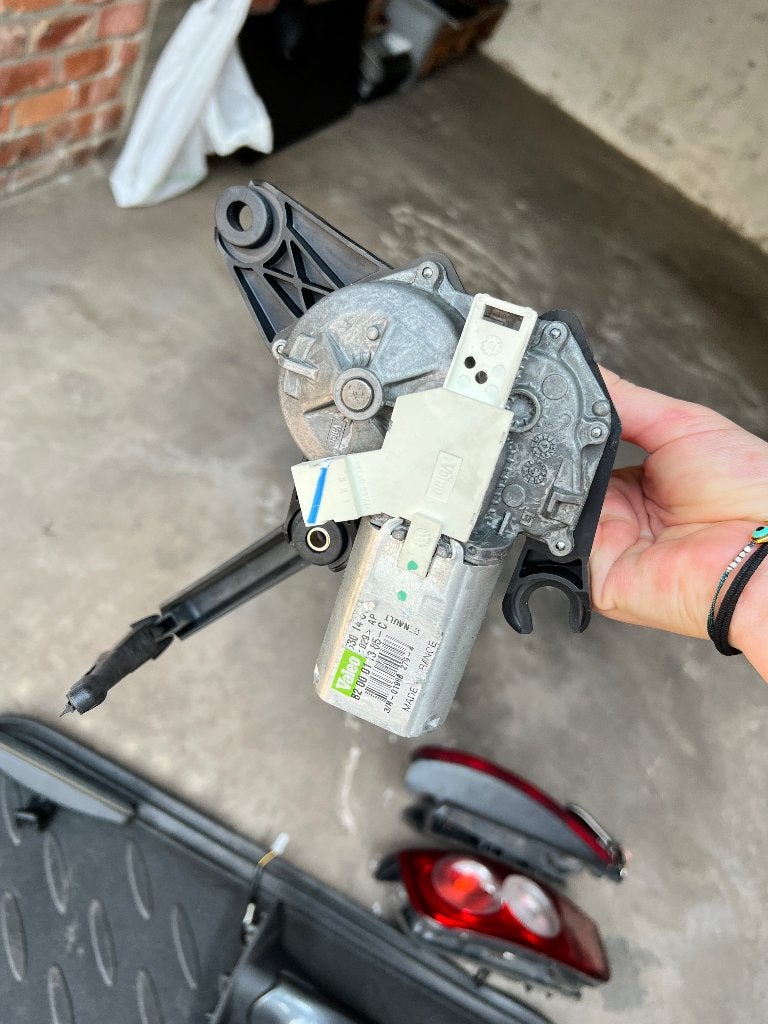Moteur + bras d’essuie-glace arrière Nissan Micra K12, Autos : Pièces & Accessoires, Carrosserie & Tôlerie, Enlèvement, Utilisé