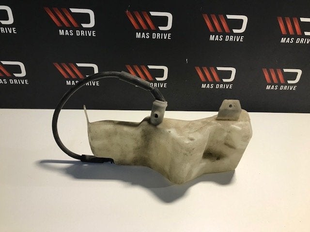 Nissan 300zx z32 koelwaterreservoir, Utilisé