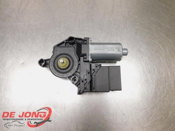 Moteur de vitre portière d'un Volkswagen Touran, Volkswagen, -, 3 mois de garantie, Utilisé