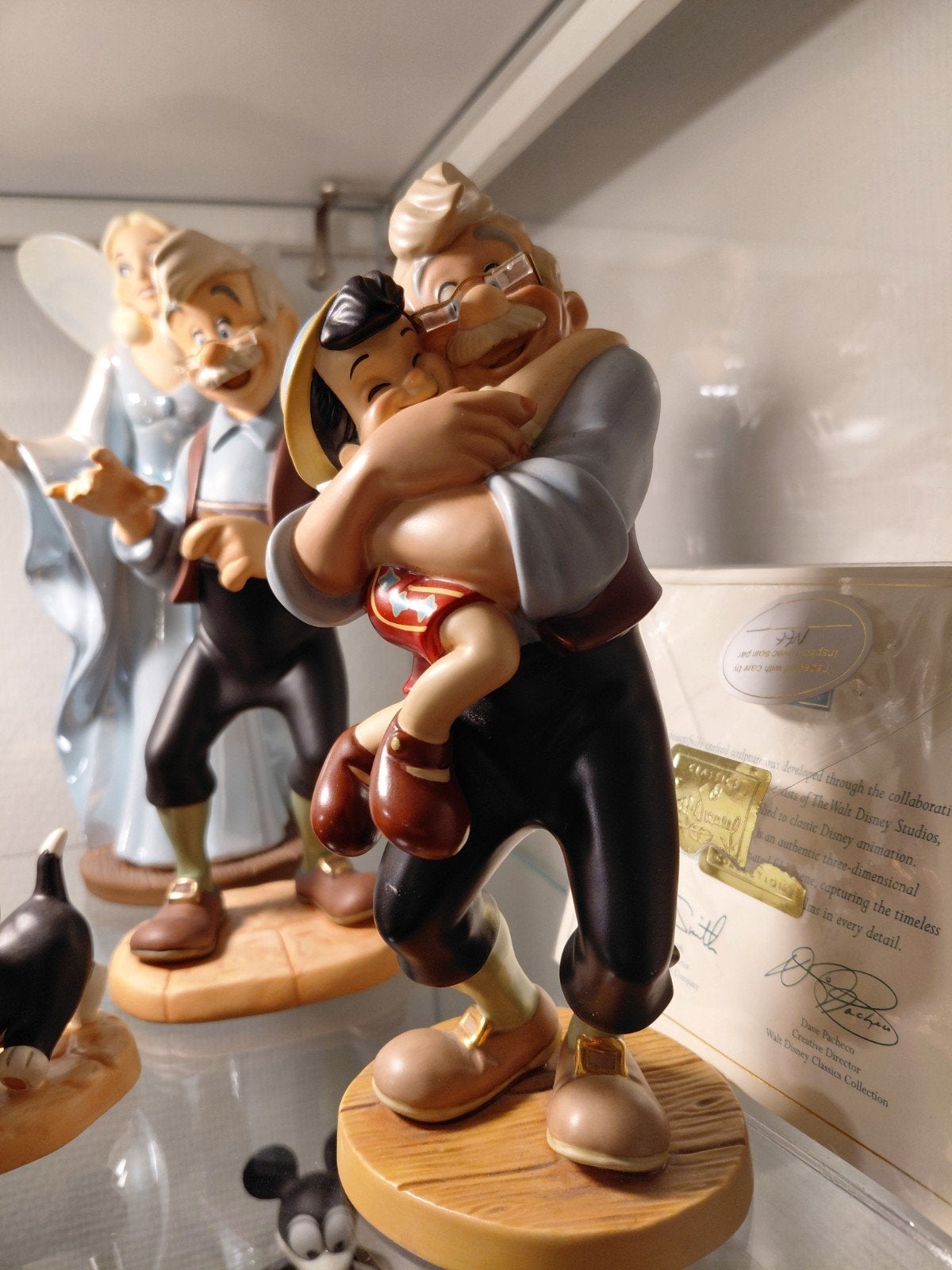 gilpetto et pinocchio
pas de boîte ni de certificat, Collections, Enlèvement ou Envoi