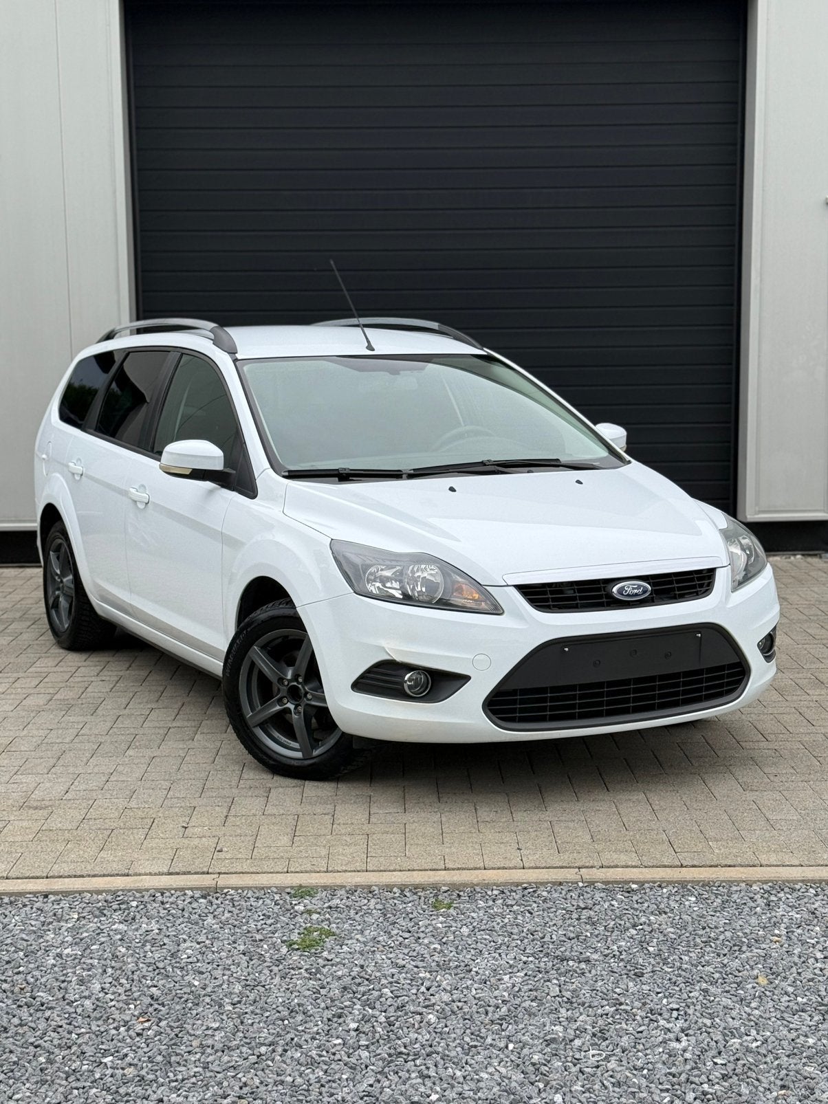 Ford Focus Break 1.8 Essence Apple CarPlay, Autos, Focus, Achat, Entreprise, Boîte manuelle