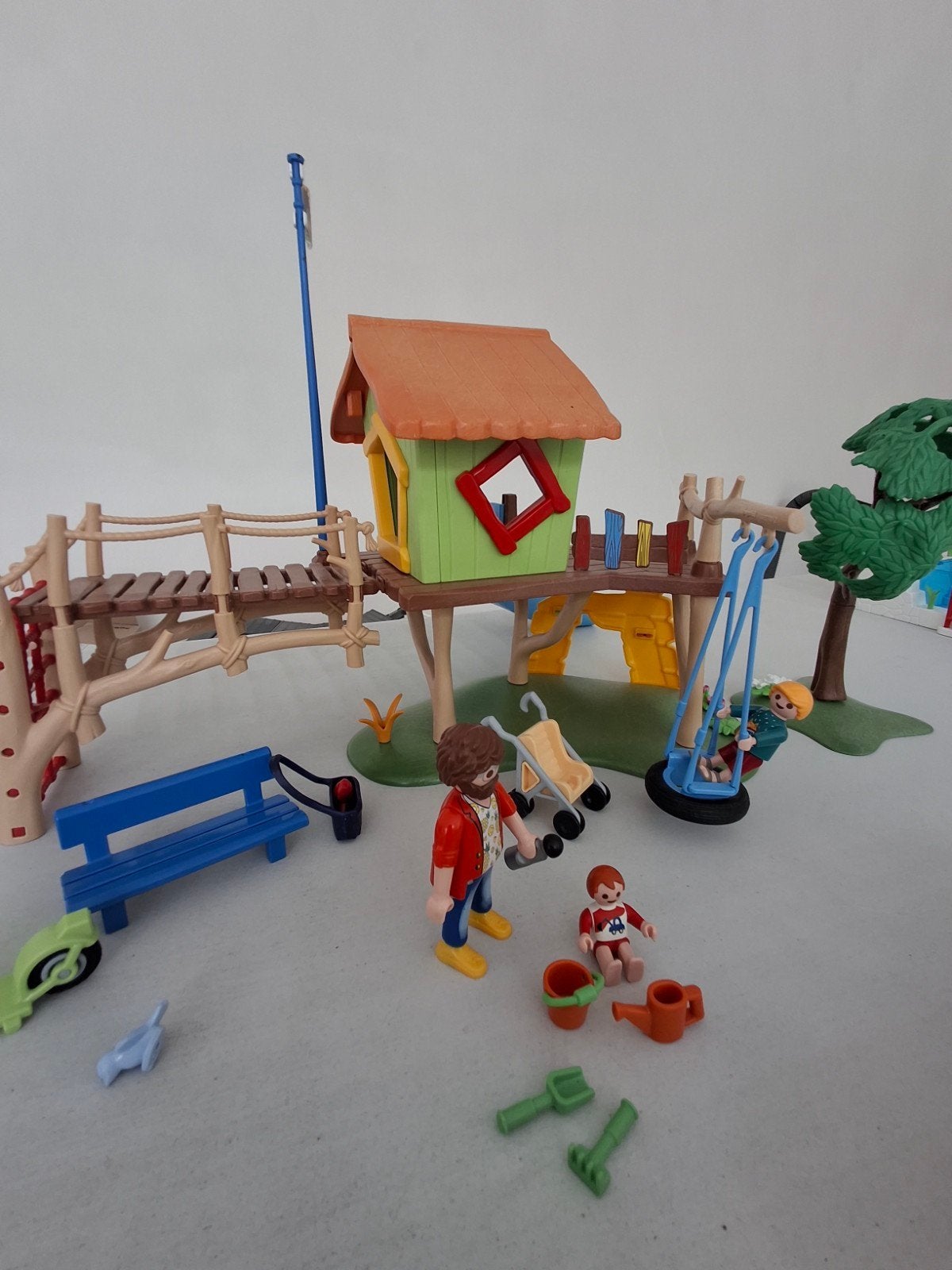 playmobil aire de jeux

Je vends plusieurs jeux Playmobil., Enfants & Bébés, Enlèvement