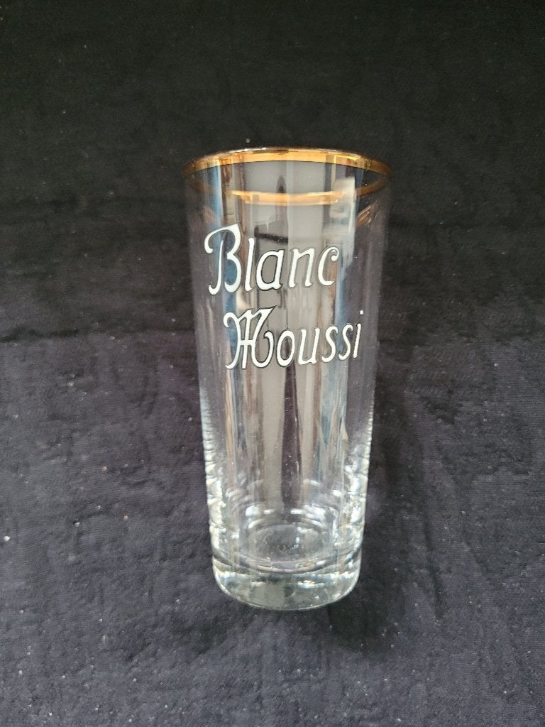 ancien verre à bière émaillé Blanc Moussi lisse, Collections, Marques de bière, Utilisé, Verre ou Verres, Autres marques, Enlèvement ou Envoi