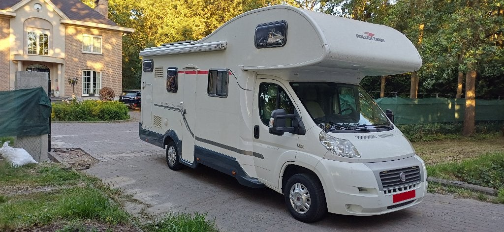 Roller Team 7 pers camper/2013 /33700km, Caravans en Kamperen, Mobilhomes, Buscamper of Camperbus, 6 tot 7 meter, Particulier