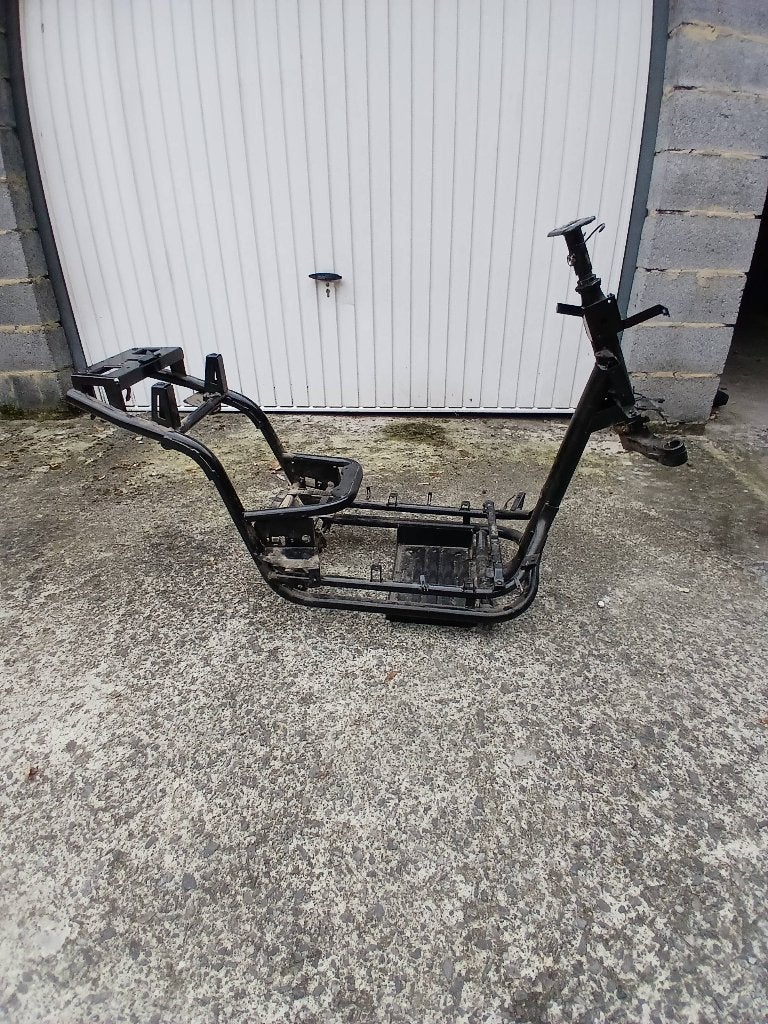 Chassis scooter niu, Enlèvement, Utilisé