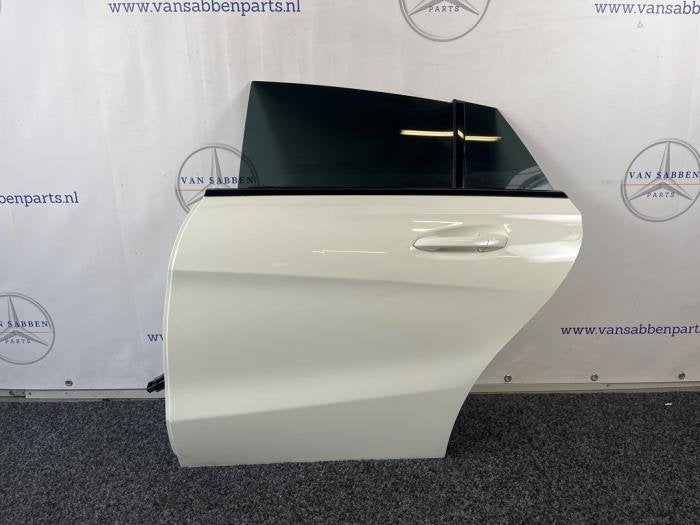 Portière 4portes arrière gauche d'un Mercedes CLA (149), -, 3 mois de garantie, Utilisé, Porte