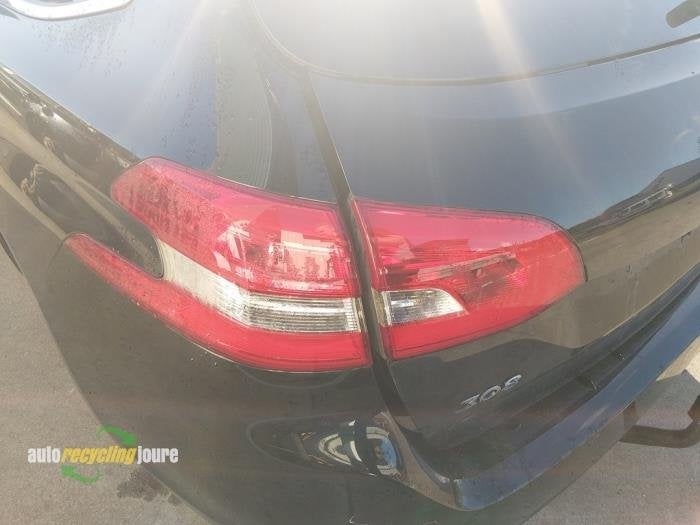 Feu arrière gauche d'un Peugeot 308, -, -, 3 mois de garantie, Utilisé