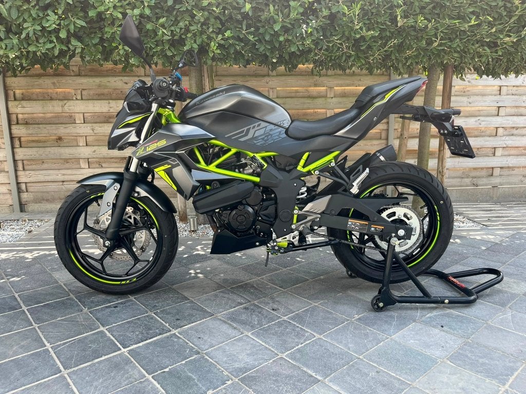 kawasaki z-125 r**1015KM!**3/2025 *LeoVince carbon uitlaat*, ABS, Entreprise, Permis Moto A1 minimum, Neuf