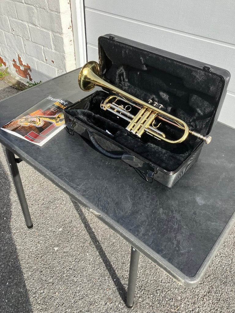 Trompet Olvetty, Musique & Instruments, Enlèvement, Neuf, Trompette en si bémol, Avec valise