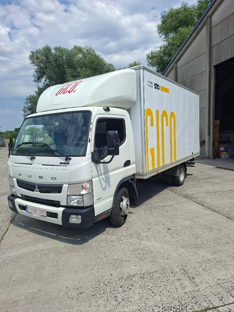 Fuso canter met meubelkast, Autos, Euro 5, Achat, Entretenue par le concessionnaire, Noir
