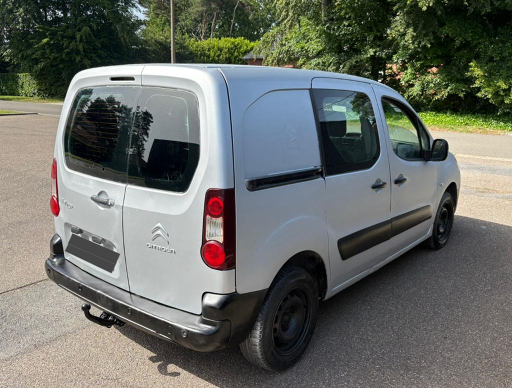 Citroën Berlingo 1.6 HDi • Lichte vracht //Trekhaak ✅Gekeurd, Auto's, Bestelwagens en Lichte vracht, Citroën, Particulier, Te koop