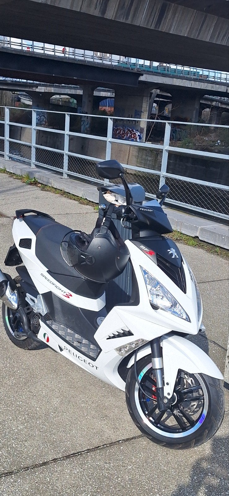 Peugeot speedfight 3 50cc classe b, Fietsen en Brommers, Scooters | Peugeot, Ophalen, Speedfight