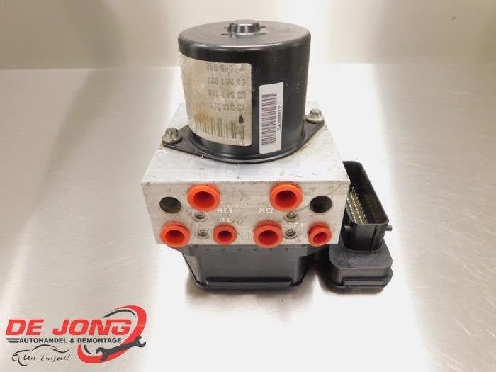 ABS Pomp van een Opel Insignia, Gebruikt, -, -, Opel