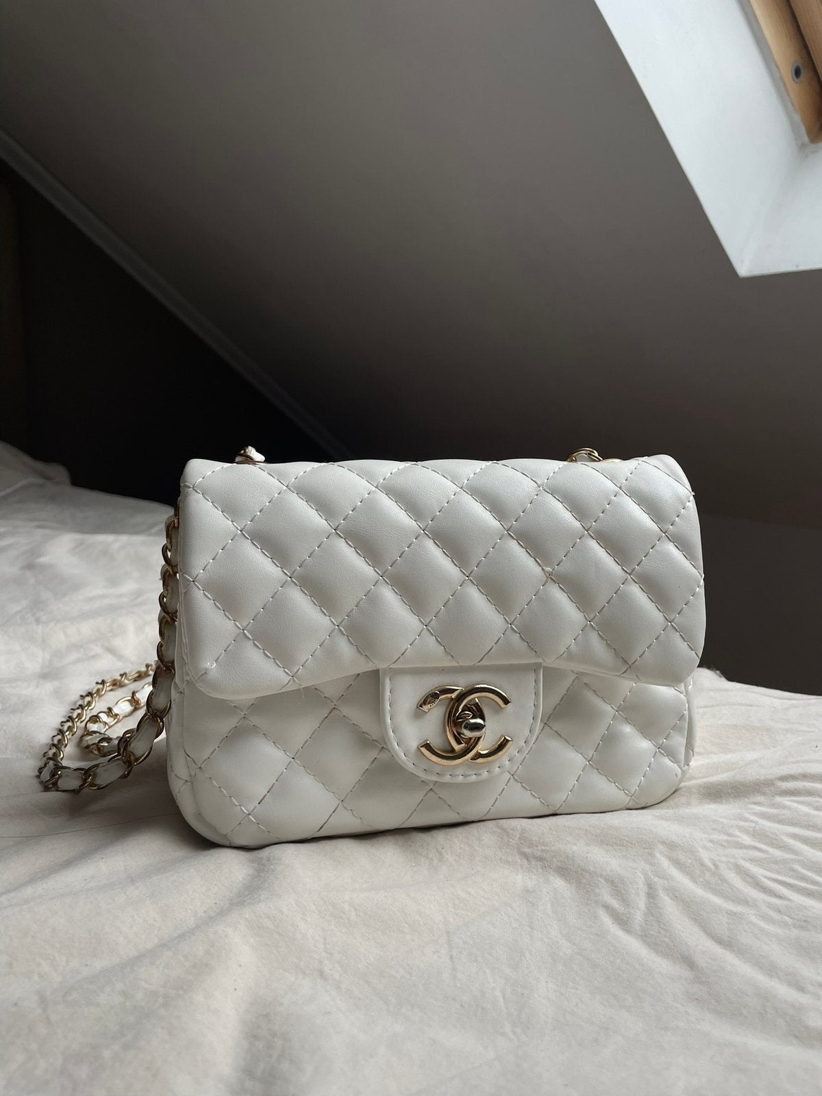Sac à main Chanel blanc, Enlèvement ou Envoi, Utilisé, Sac à main