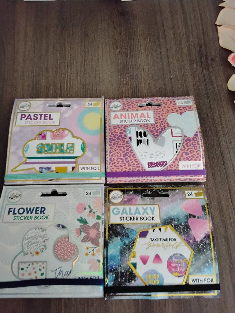 Knutselspullen stickers 4 stuks 5 euro, Ophalen, Zo goed als nieuw